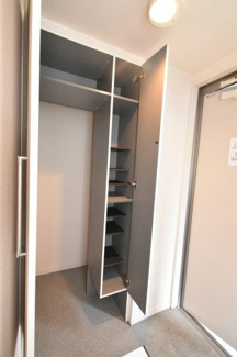 【その他】 | クレストコートＢ | シューズボックス