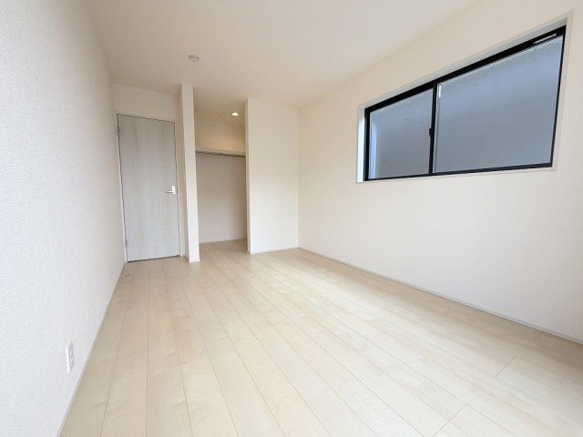 八潮市八潮7丁目　新築戸建　全4棟　3号棟の洋室|ウォークインクローゼット付の主寝室7帖