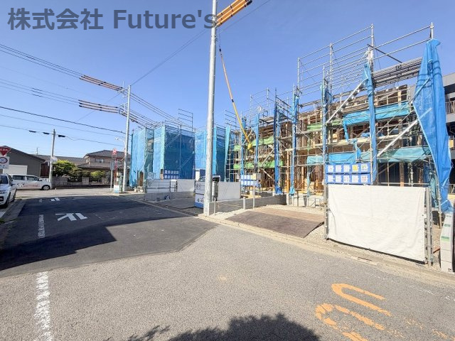 八潮市八潮7丁目　新築戸建　全4棟　3号棟の前面道路含む現地写真|前面道路含む現地写真です。