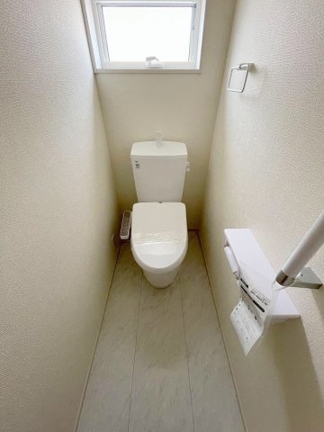 八潮市八潮7丁目　新築戸建　全4棟　4号棟のトイレ|同施工会社の参考写真になります。
