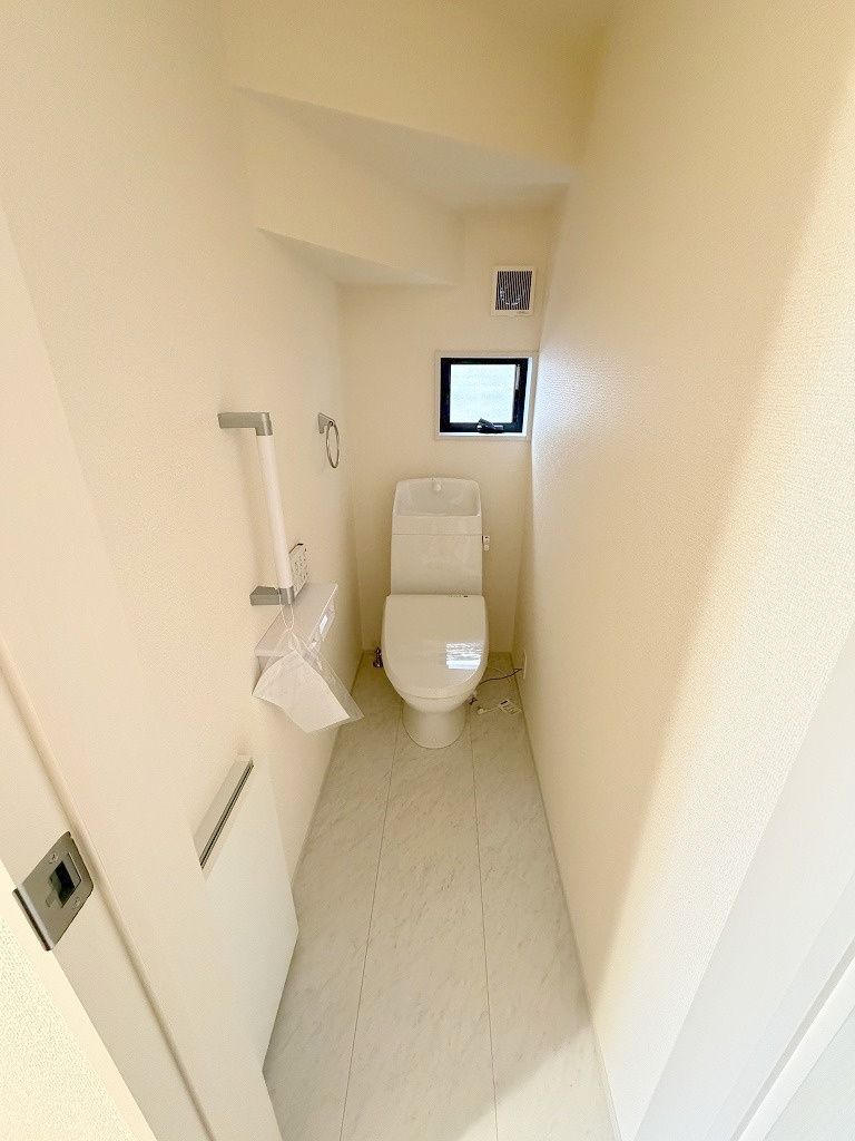 八潮市八潮7丁目　新築戸建　全4棟　4号棟のトイレ|1階のトイレです