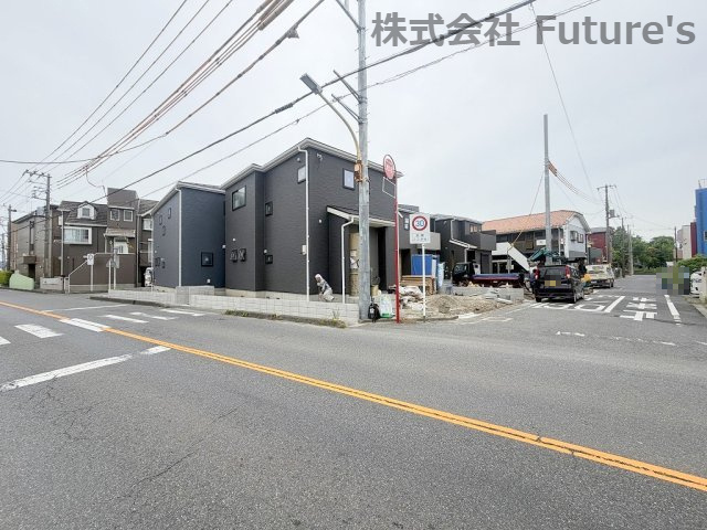 八潮市八潮7丁目　新築戸建　全4棟　2号棟の前面道路含む現地写真|前面道路含む現地写真です。