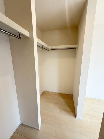 八潮市八潮7丁目　新築戸建　全4棟　1号棟の収納|季節物の大物家電の収納にも便利なウォークインクローゼット