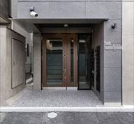 フォセット横浜大口通のエントランス