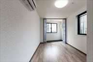 フォセット横浜大口通の洋室