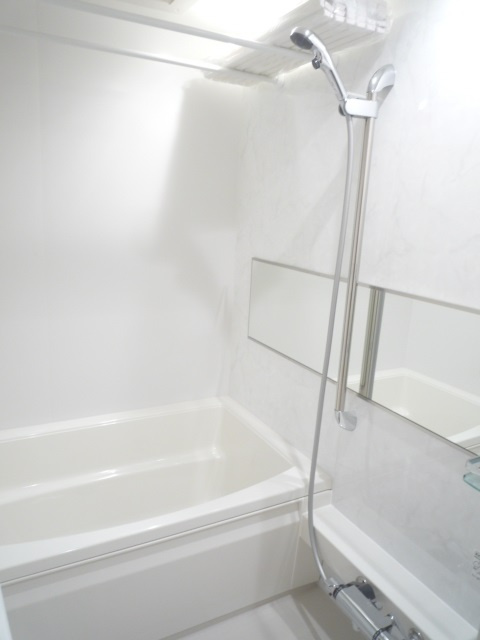 Maison de la Penséeの浴室|※写真は同タイプの別室になります