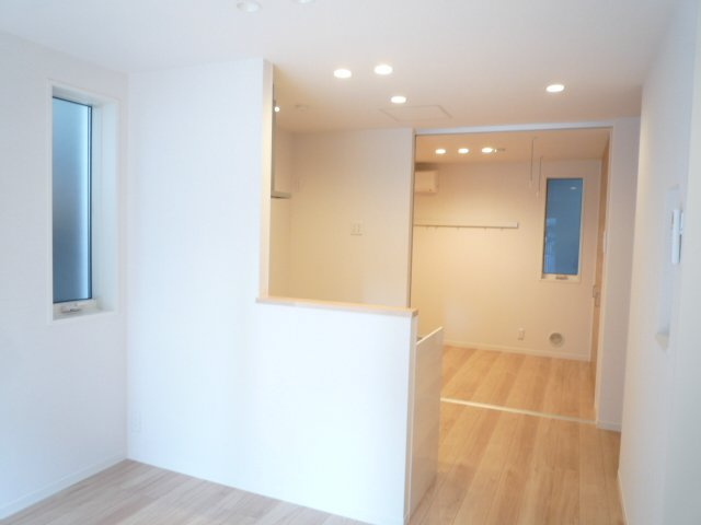 Maison de la Penséeの居間・リビング|※写真は同タイプの別室になります