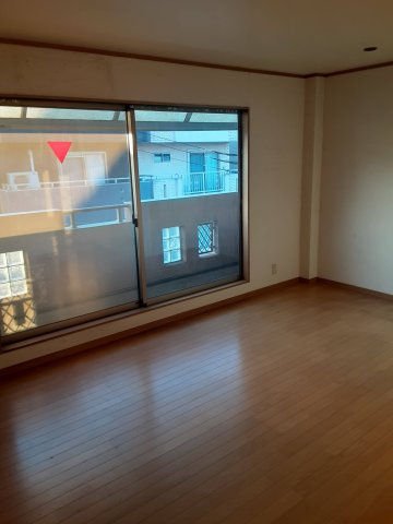 大阪市平野区平野東4丁目の洋室|コンパクトで使いやすい洋室です