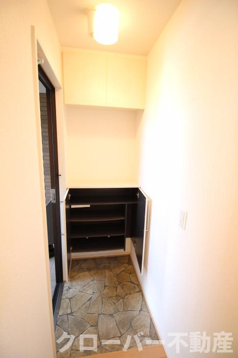 アレズⅠ番館の玄関|玄関