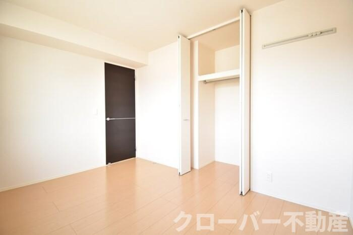 オーシャン セブンⅡの内装|洋室６帖