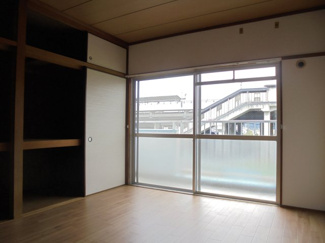 【居間・リビング】 | ナンプロハイツ