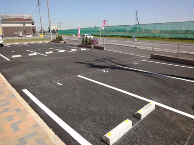 【駐車場】 | ノーブル・ファイン・アクア | 外観写真（昼）