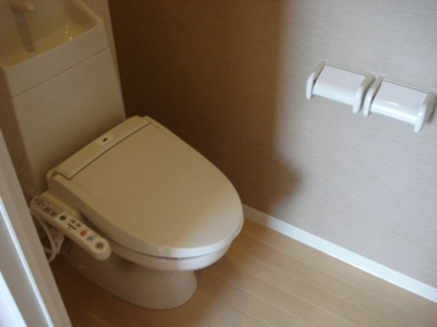 【トイレ】 | ノーブル・ファイン・アクア | シャワー付トイレ