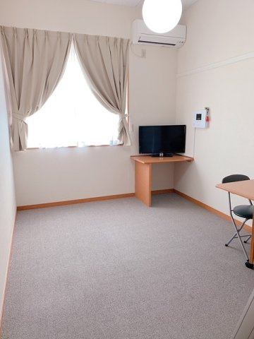 レオパレスＶｉＶｉ芦屋の居間・リビング|ゆったりとした居間です