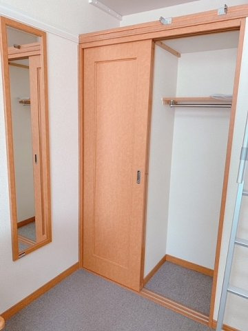 レオパレスＶｉＶｉ芦屋の内装|明るい室内です