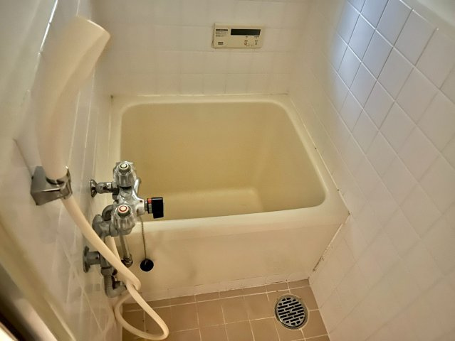 神戸蒟蒻会館の浴室|日々の疲れを癒すお風呂付です