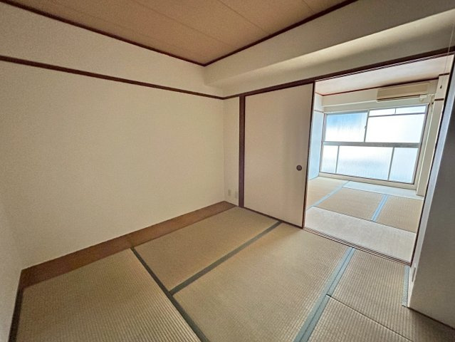 神戸蒟蒻会館の和室|畳の上でゆっくりとくつろげる和室です