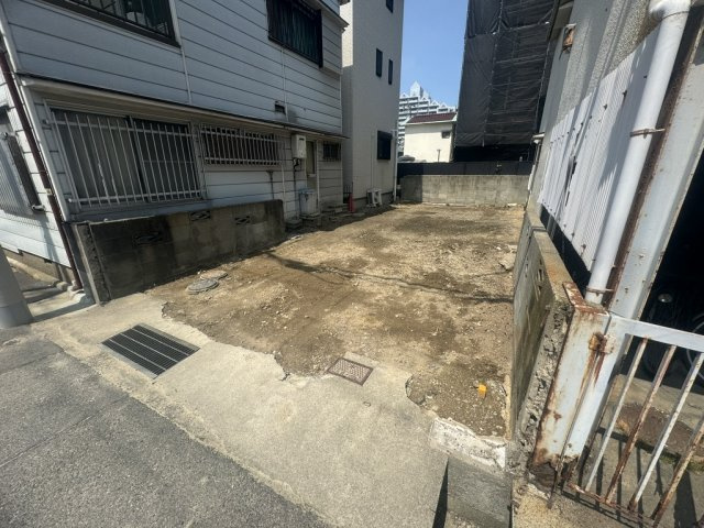 垂水区川原の土地の外観|真砂土仕上げ