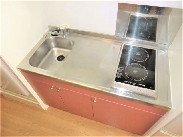 レオパレスアークのキッチン|同タイプ物件の為、形状や間取寸法、色調等が実際とは異なります