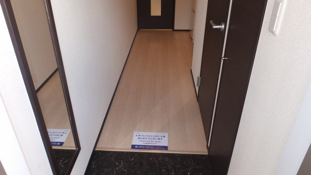 クレイノ長田天神の玄関|きれいな玄関です
