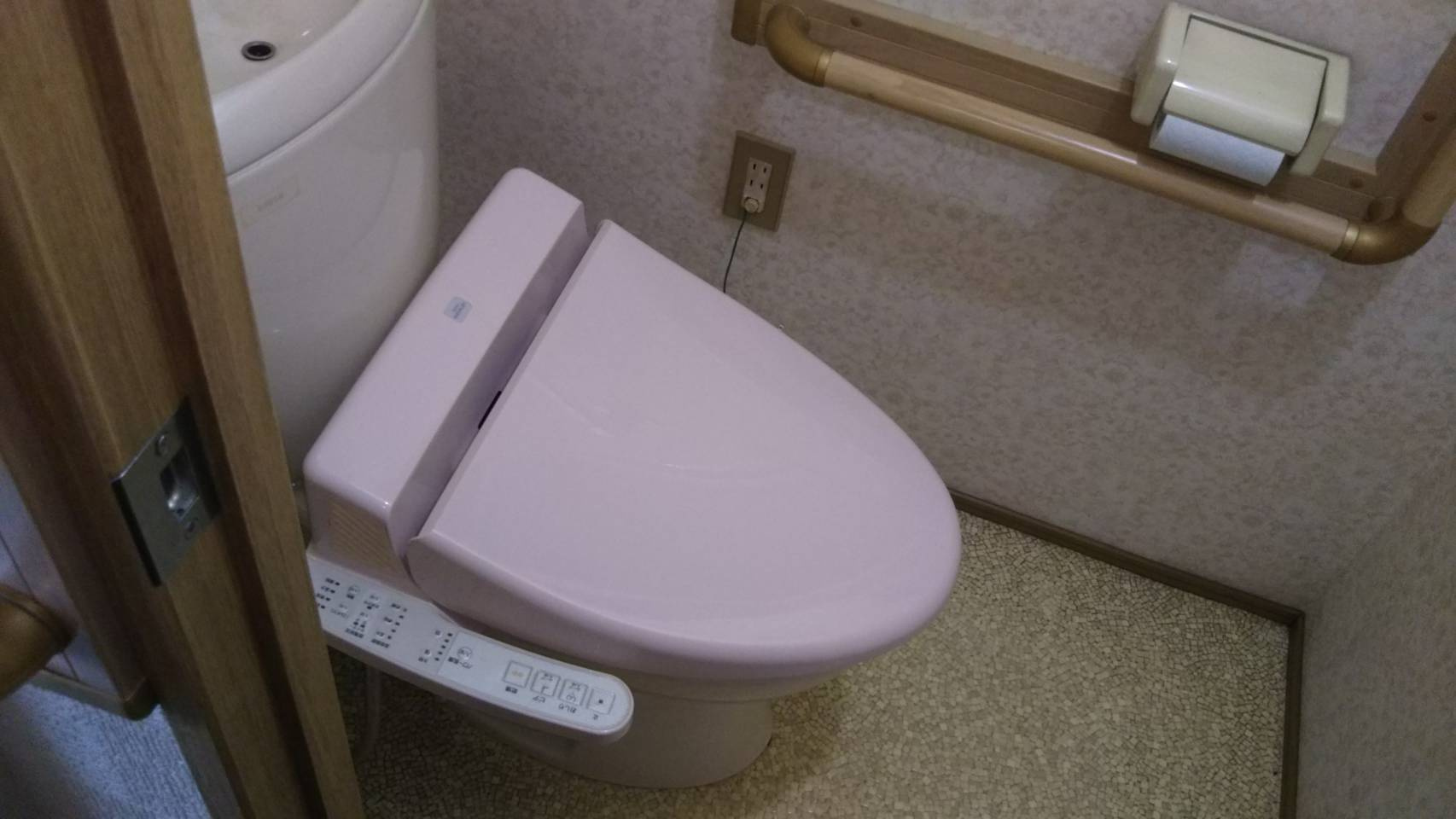 ひょうご夢野 ひかりと風の家のトイレ|シンプルで使いやすいトイレです