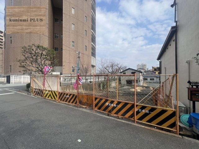 大阪市城東区中浜1丁目の前面道路含む現地写真