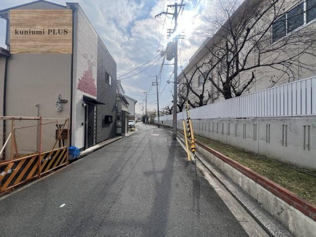 大阪市城東区中浜1丁目の前面道路含む現地写真