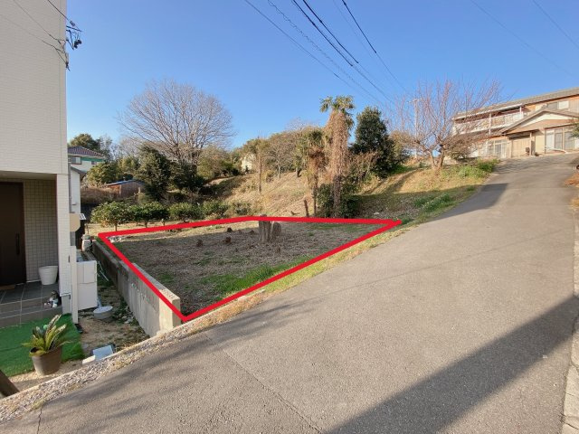 半田市高峯町