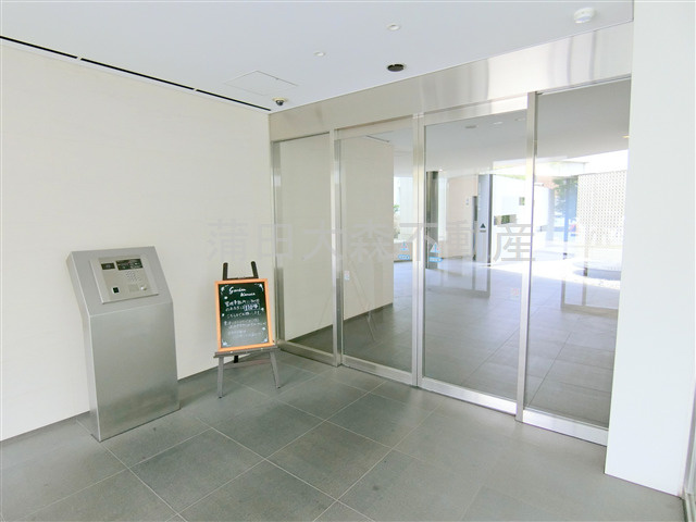 ガーデン蒲田のエントランス|防犯カメラTVモニター付オートロック　エントランス　