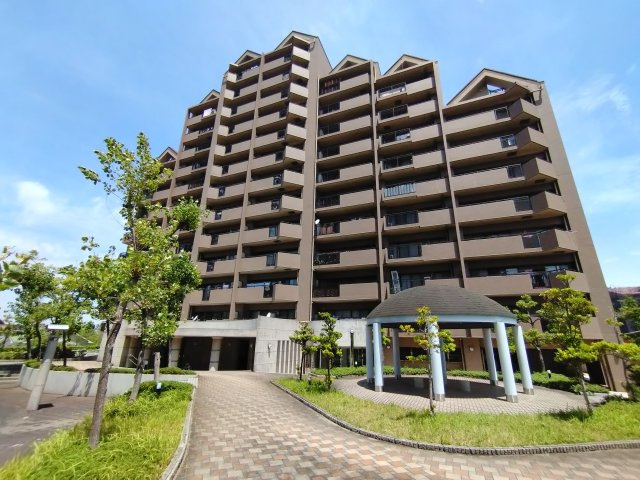 香久山パークスクエアN棟の外観