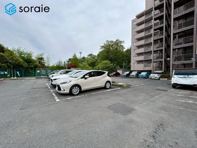 新狭山パークハイツの駐車場|4/21撮影