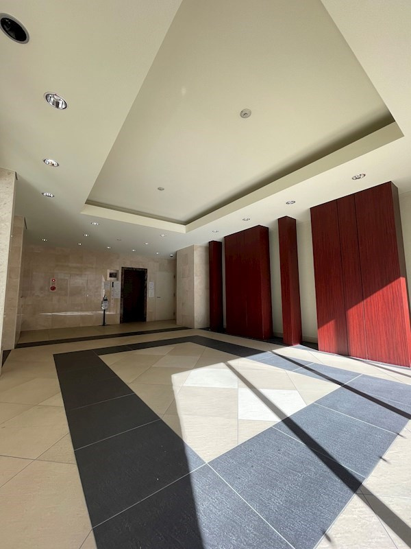 プレサンス神戸プレシャスのロビー