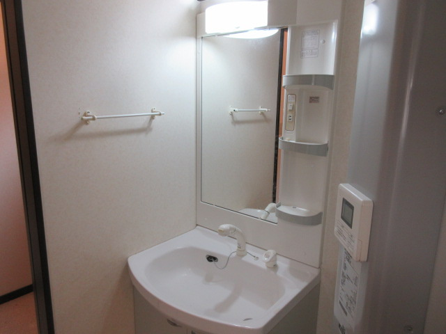 TOWN東2南25の独立洗面台