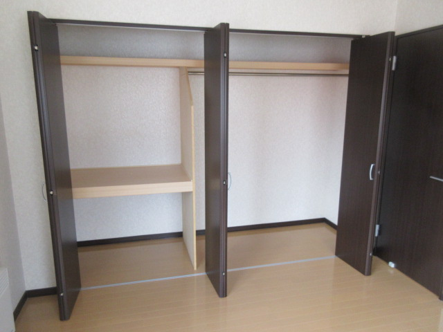 TOWN東2南25の収納