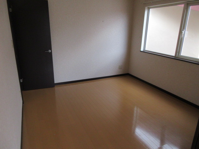 TOWN東2南25の洋室