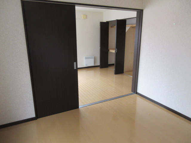 TOWN東2南25の洋室