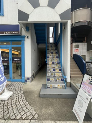 【エントランス】 | カーサロッサふじみ野 | 落ち着いたエントランスです