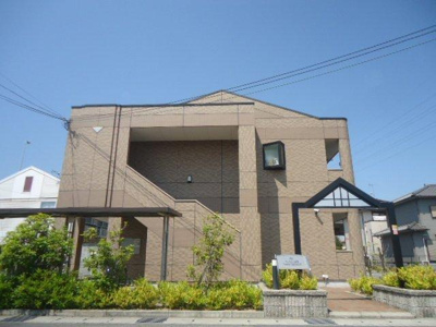 【外観】 | サンライズ高町 | 外観写真（昼）