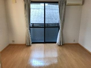 【内装】 | フォンテーヌ・アベニューⅡ | エアコン・照明付きの洋室