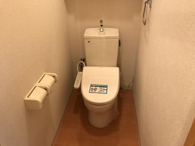 【トイレ】 | フォンテーヌ・アベニューⅡ | 温水暖房便座で冬も快適