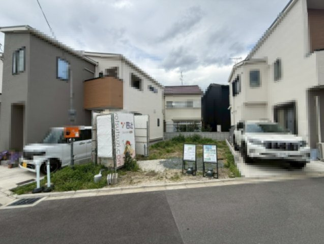 京都市右京区西京極畑田町の前面道路含む現地写真|現地には、物件案内看板を設置しております。