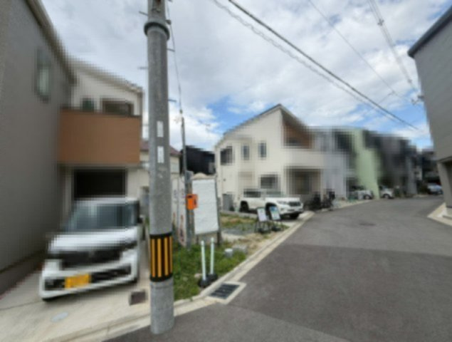 京都市右京区西京極畑田町の前面道路含む現地写真|前道幅員はゆったりしています◎