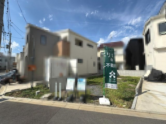 京都市右京区西京極畑田町の外観|現地には、緑色ののぼりを設置しております。ご来場の際の目印にしてください！