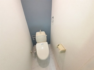 【トイレ】 | カーサ徳光Ｂ | 落ち着いた色調のトイレです