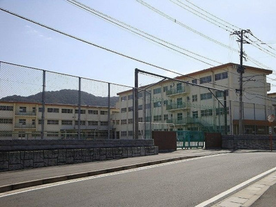 【周辺】 | カーサ徳光Ｂ | 長行小学校まで1300m