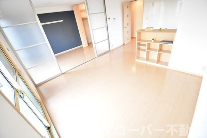 リビングタウン宇多津東 D棟の内装|ＬＤＫ１２帖～洋室６帖