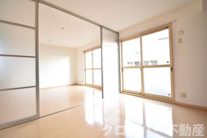 リビングタウン宇多津東 D棟の内装|洋室６帖～ＬＤＫ１２帖