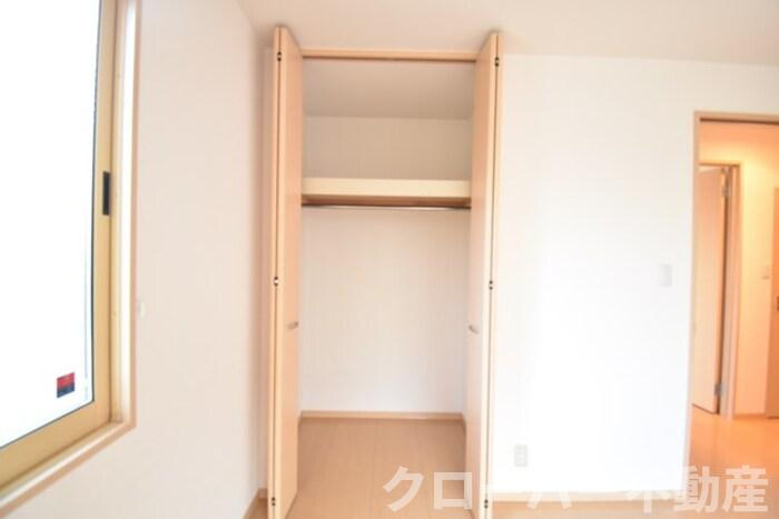 リビングタウン宇多津東 D棟の収納|クローゼット