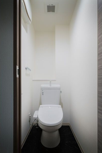 S-FORT熱田六番のトイレ|ゆったりとした空間のトイレです
