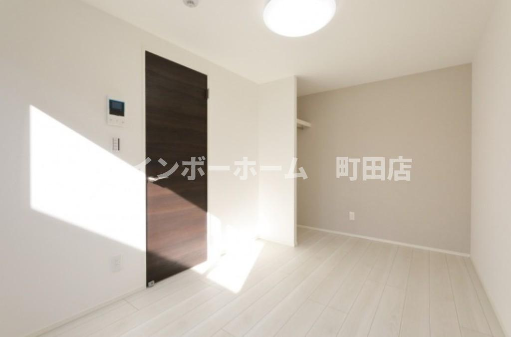 カインドネス中央林間※初期費用分割あと払いサービス利用可能物件の居間・リビング
